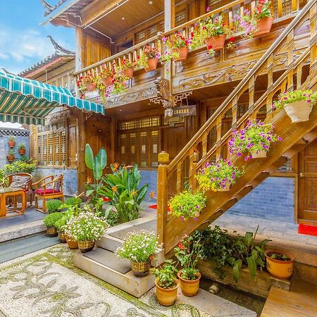 He Mu Ju Inn Zhongyi Branch Lijiang  Zewnętrze zdjęcie