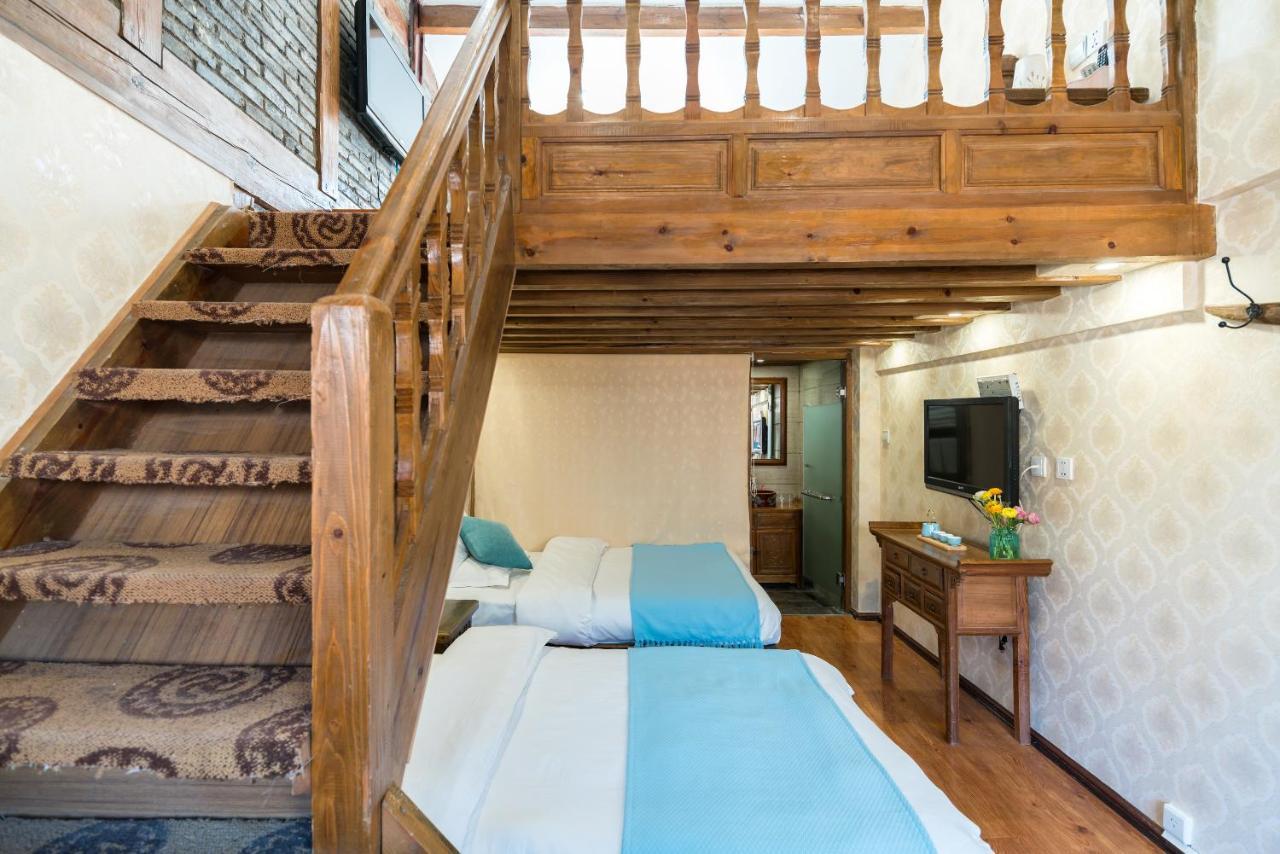 He Mu Ju Inn Zhongyi Branch Lijiang  Zewnętrze zdjęcie