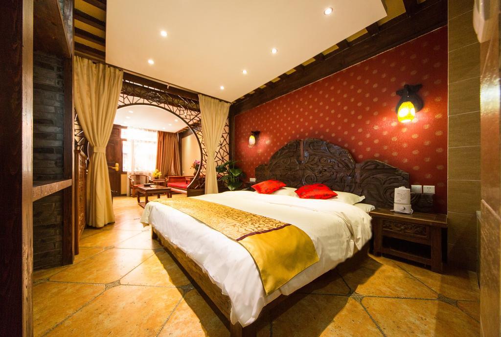 He Mu Ju Inn Zhongyi Branch Lijiang  Zewnętrze zdjęcie