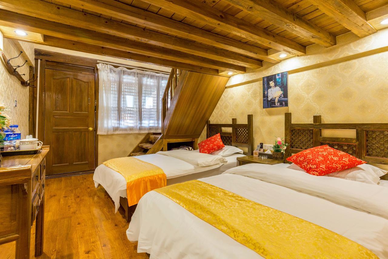 He Mu Ju Inn Zhongyi Branch Lijiang  Zewnętrze zdjęcie