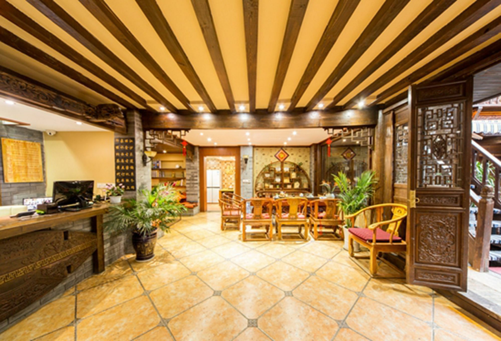 He Mu Ju Inn Zhongyi Branch Lijiang  Zewnętrze zdjęcie