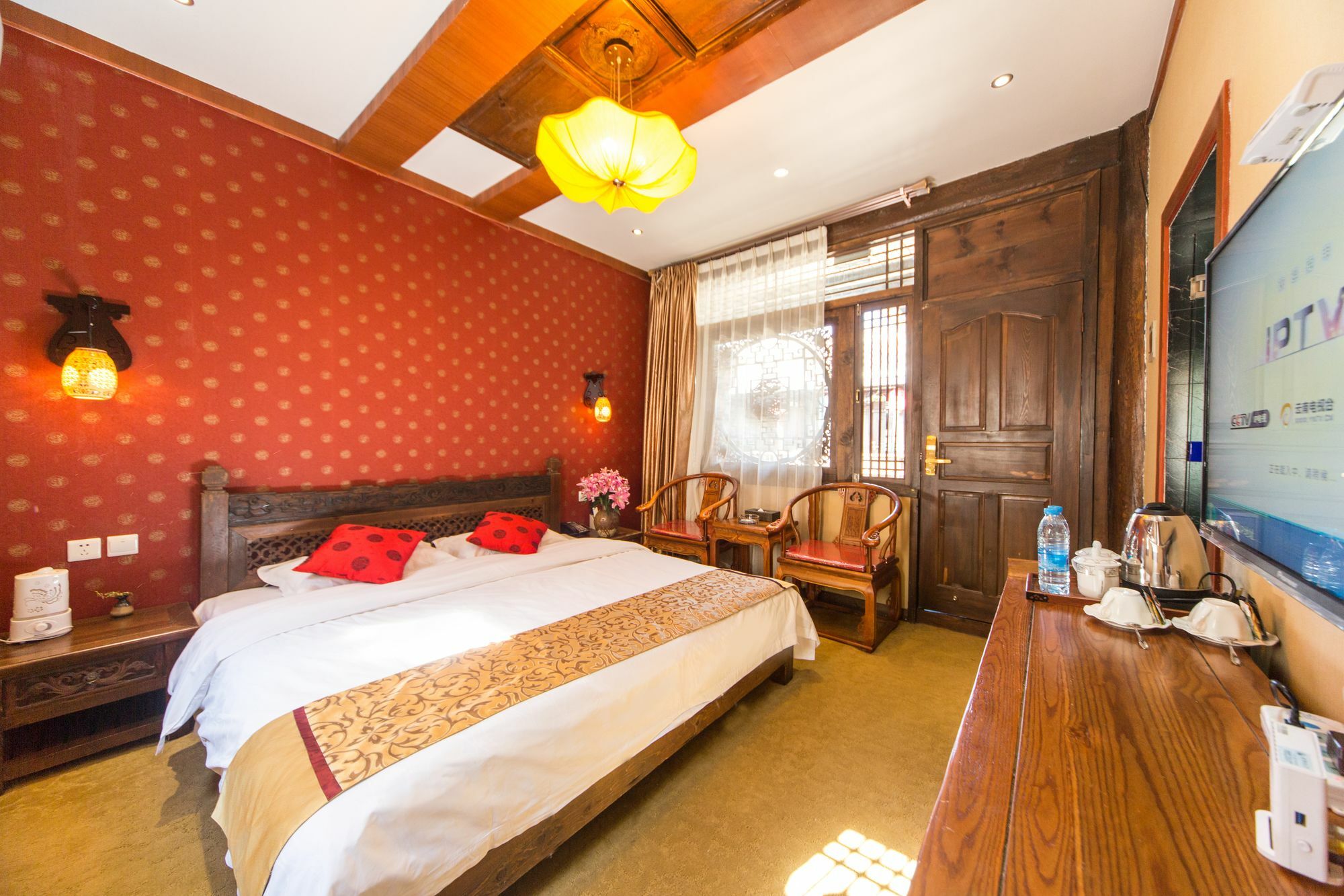 He Mu Ju Inn Zhongyi Branch Lijiang  Zewnętrze zdjęcie