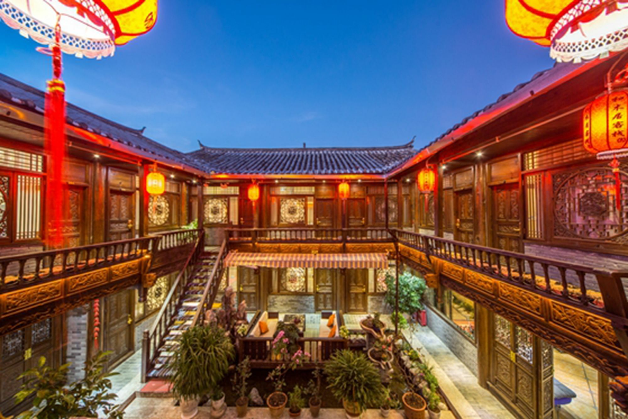 He Mu Ju Inn Zhongyi Branch Lijiang  Zewnętrze zdjęcie