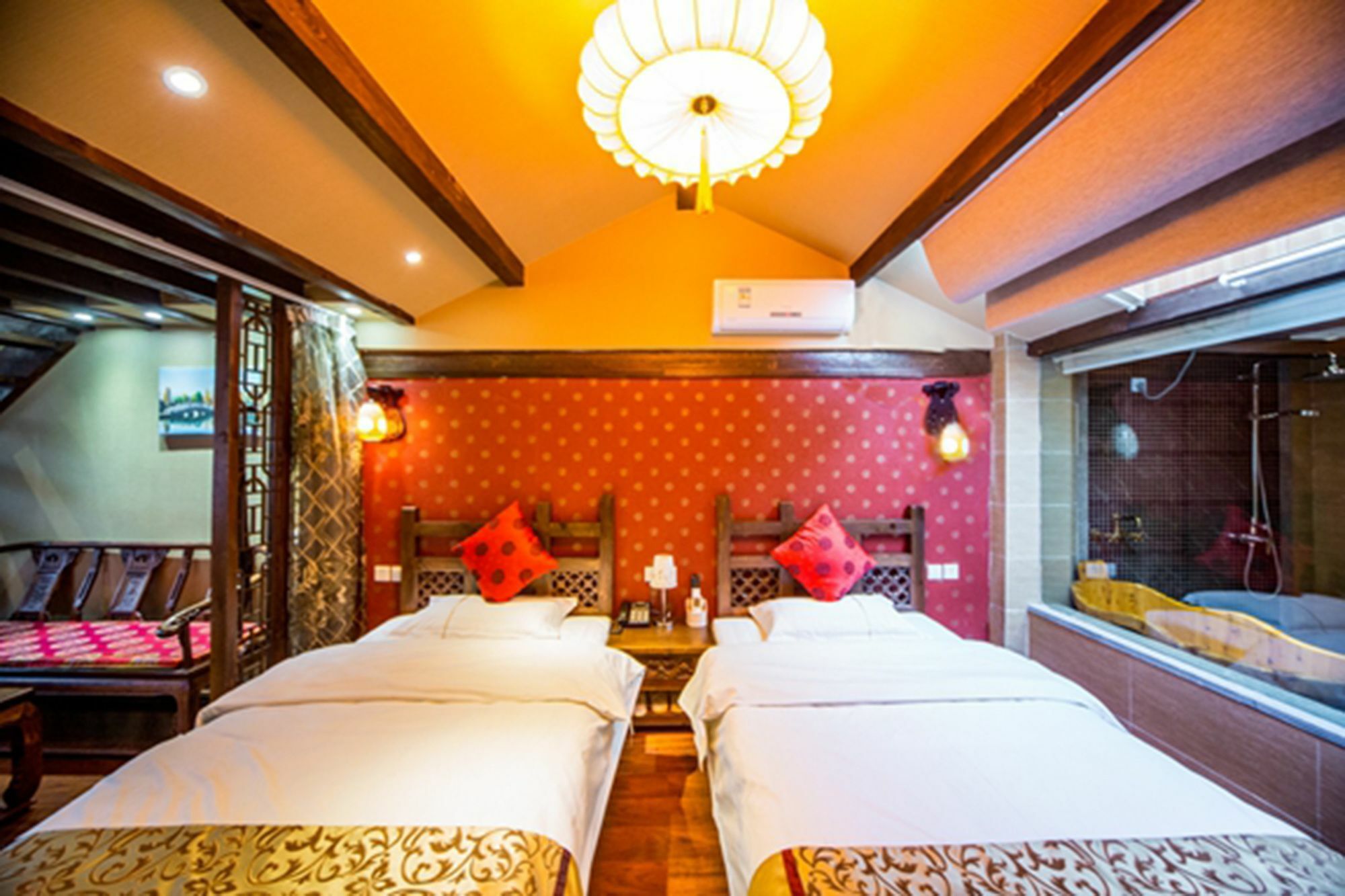 He Mu Ju Inn Zhongyi Branch Lijiang  Zewnętrze zdjęcie